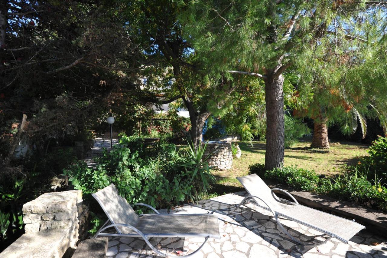 Villa Theodora View Apartments Thalia Agios Georgios Pagon Exterior photo